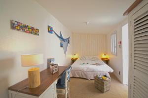 hotel room in Saint Malo
